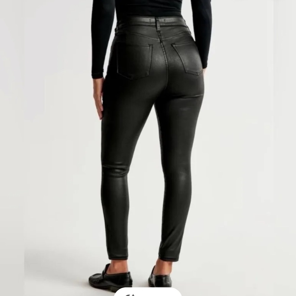 Abercrombie & Fitch Black Coated Ultra High Rise Skinny Jeans - Picture 2 of 7